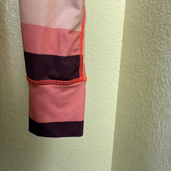 Kari Traa Stripe Long Sleeve Performance Top Pink/Maroon Small - Picture 4 of 6